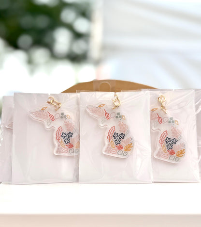 Acrylic Michigan Keychain. State Keychain. 2 Inch Clear Acrylic Keychain. Personal Gift Accessory.